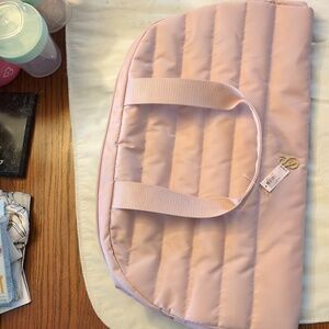 Victoria’s Secret Quilted Pink Duffle Bag Weekender Gold Logo Zipper Pocket NWT